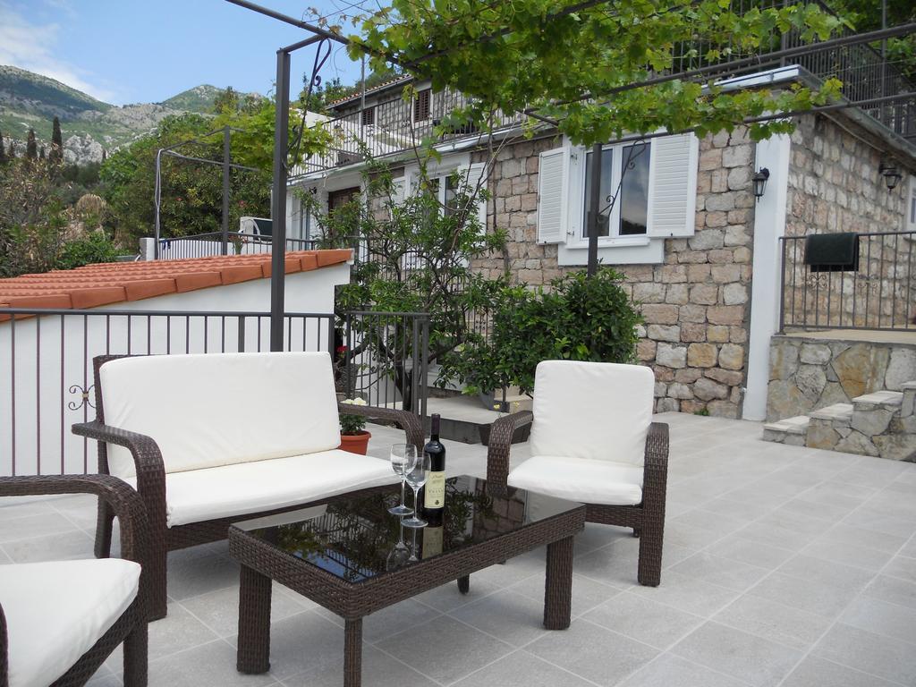 Apartment Djukovic Petrovac ภายนอก รูปภาพ