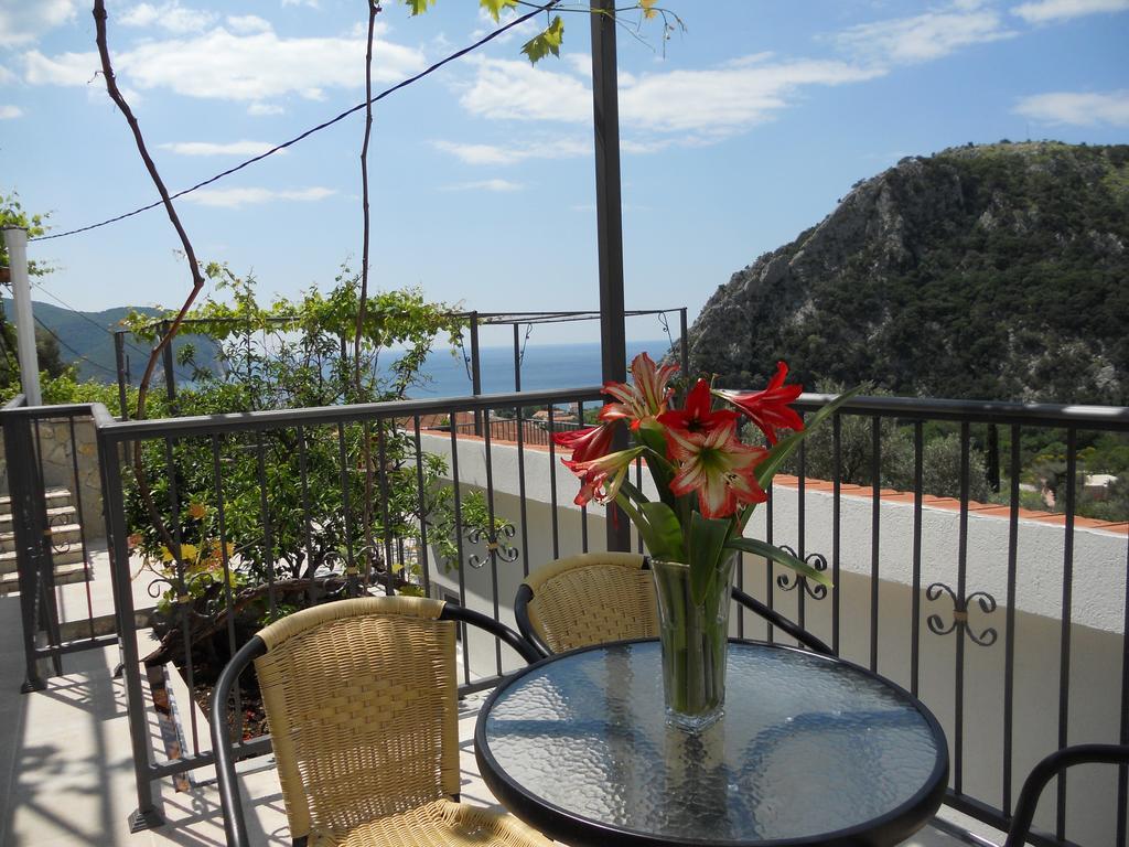 Apartment Djukovic Petrovac ภายนอก รูปภาพ